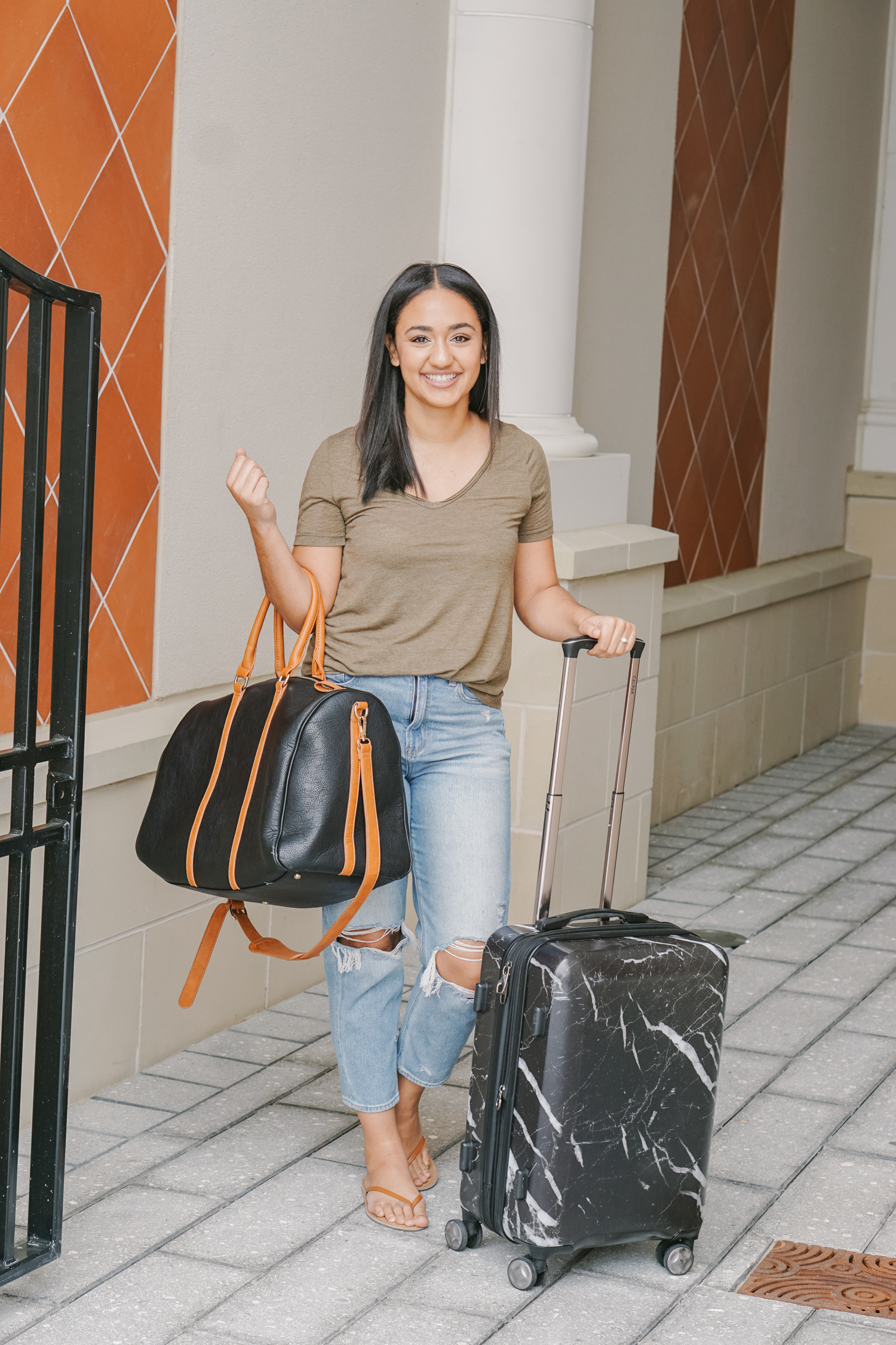5 Tips to Become a Carryon Traveler- Monique McHugh Blog